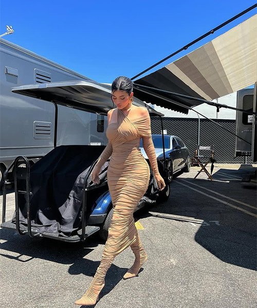 Kylie Jenner's Viral Skintight Catsuit Review