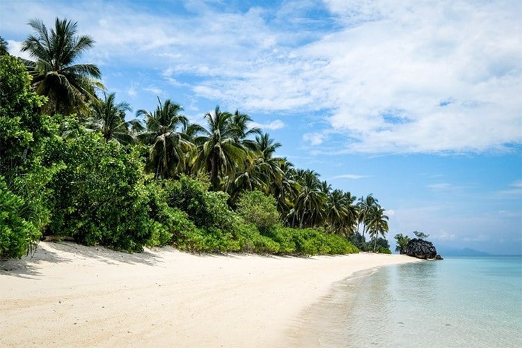 Top 5 Beaches in Indonesia