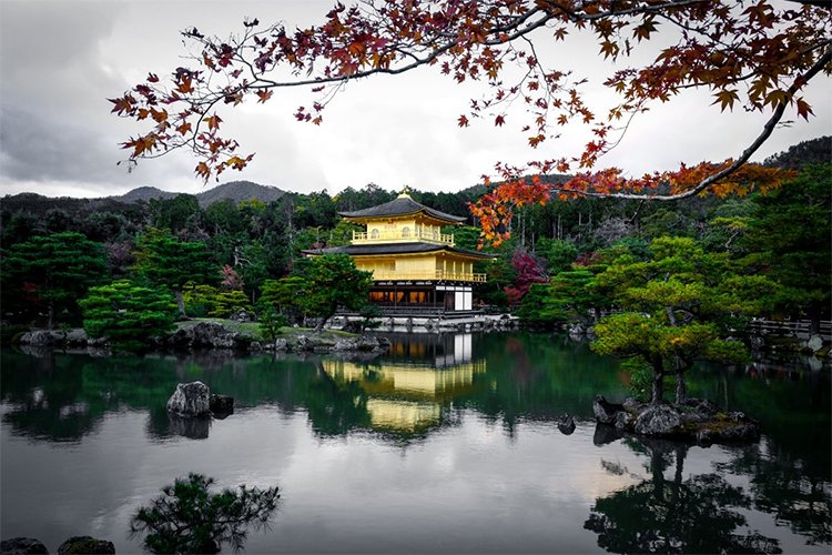 9 Must-Visit Temples in Japan