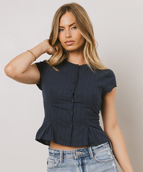 Tops & Blouses