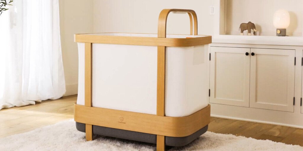 Cradlewise smart crib review: Is the “smart bounce” worth it?